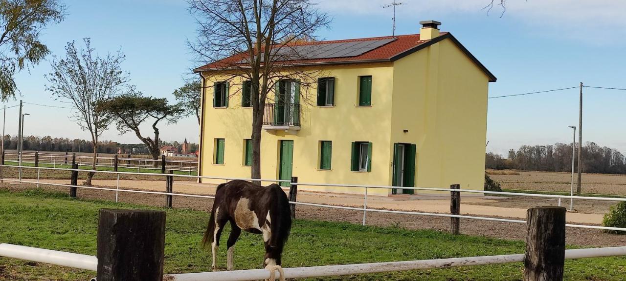 Brussa Horse Oasi Villa Caorle Exteriör bild